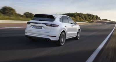 The New Porsche Cayenne Turbo Accelerates As Quickly As A Manual GT3