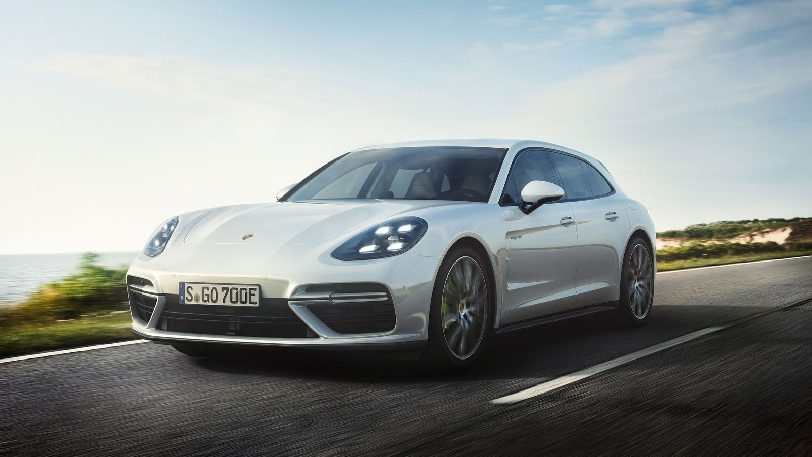 The New Porsche Panamera Turbo S Sport Turismo Redefines The Term 'All-Rounder'