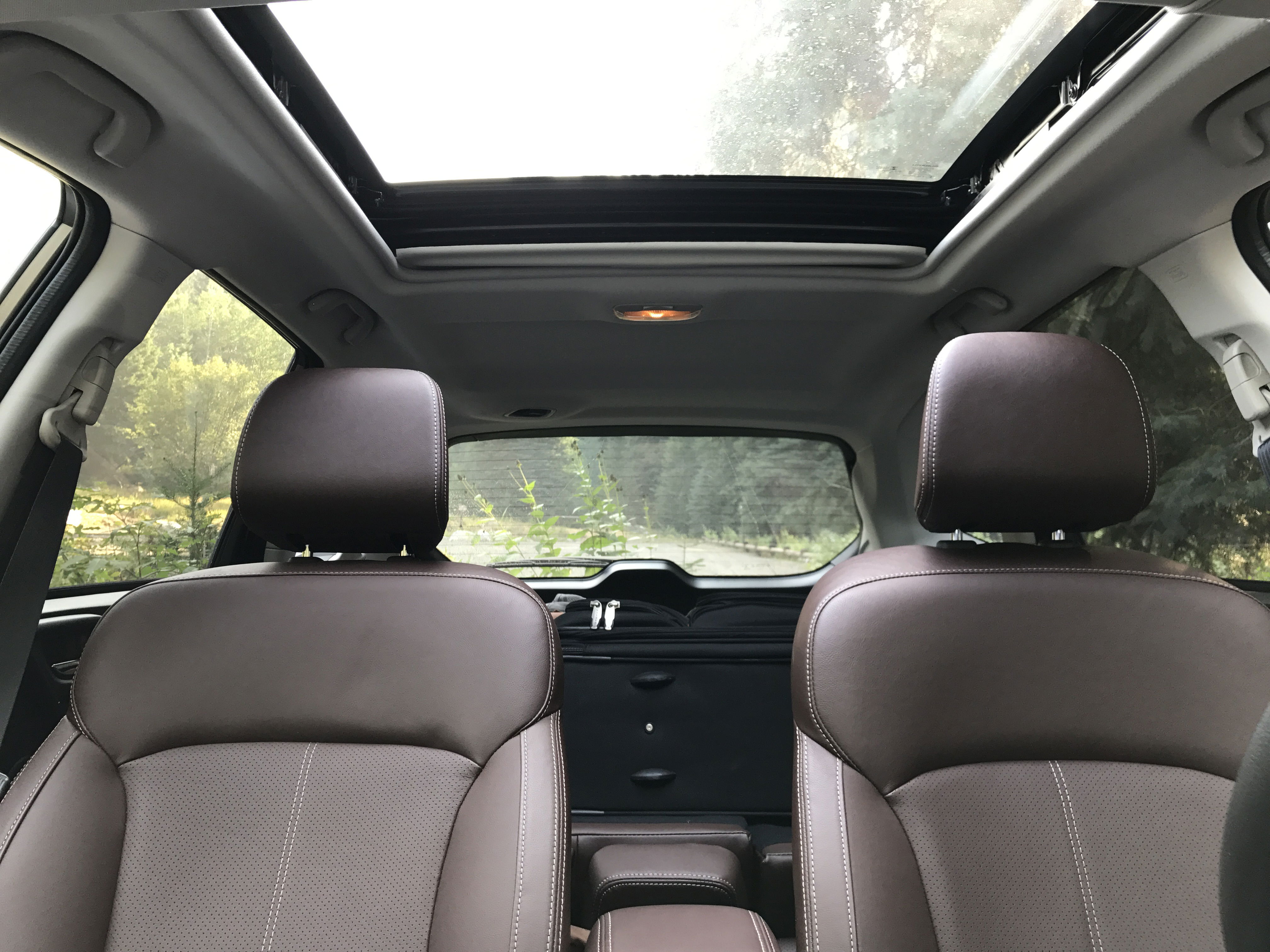 No need to worry about blind spots, you're surrounded by large, unobstructed windows.