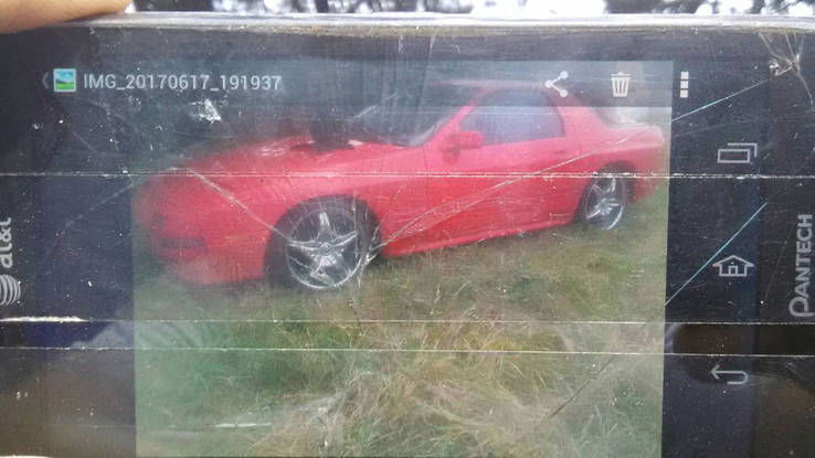 Is This The Worst Car Advert Photography Ever?