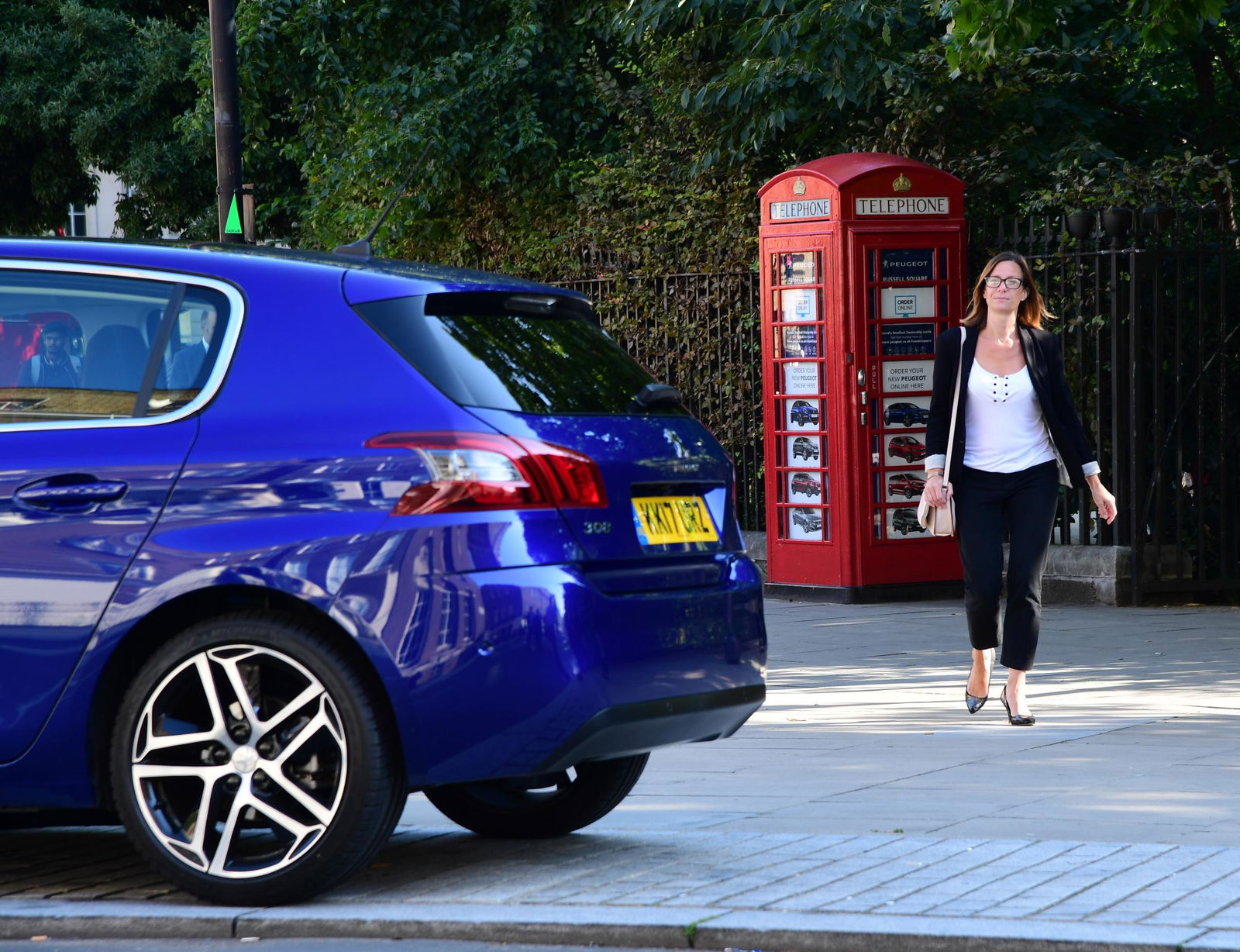 The Tech-Heavy New Nissan Leaf Is The Car To Buy If Two Pedals Are Too Many For You