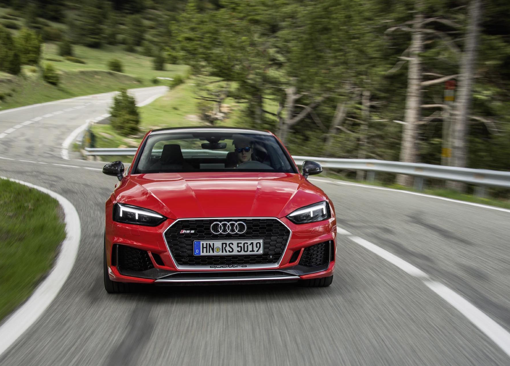 Save Weight And Add Spangly Bits With The Audi RS4 And RS5 Carbon Editions