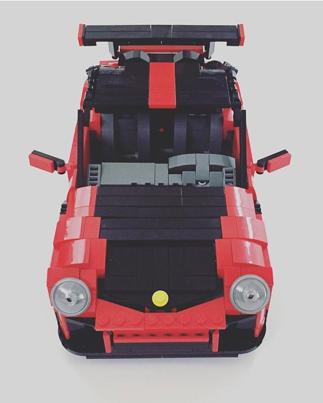 A 14 year old Lego Car Builder has built a Mini Phil