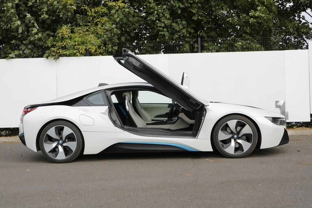 You Can Already Buy A BMW i8 For Less Than £60k