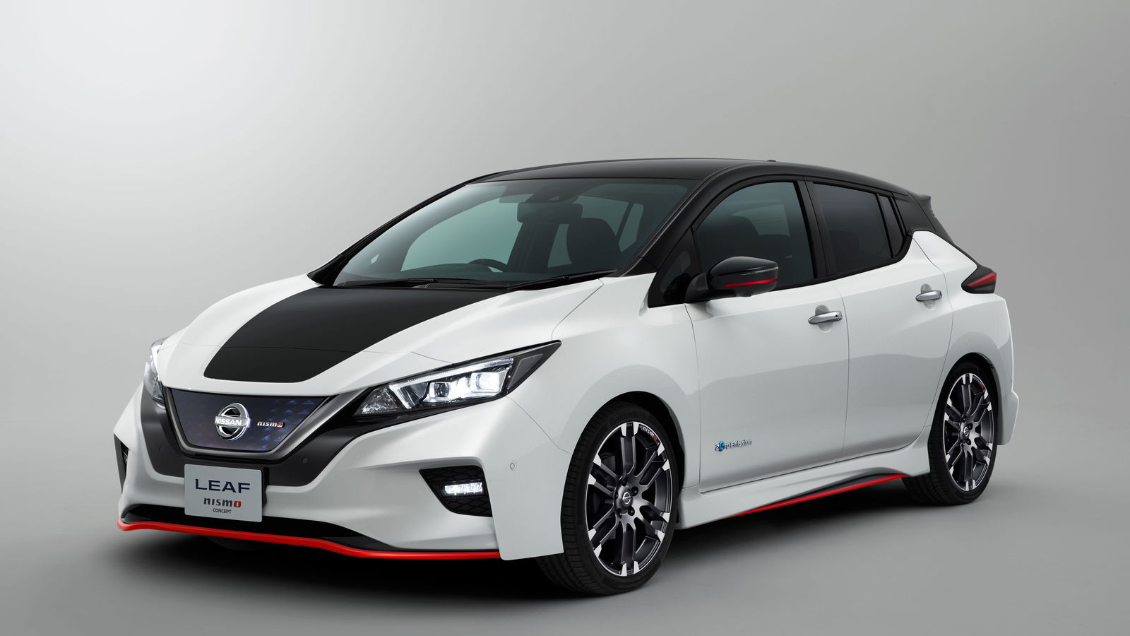Here's A Closer Look At Nissan's Leaf Nismo Concept