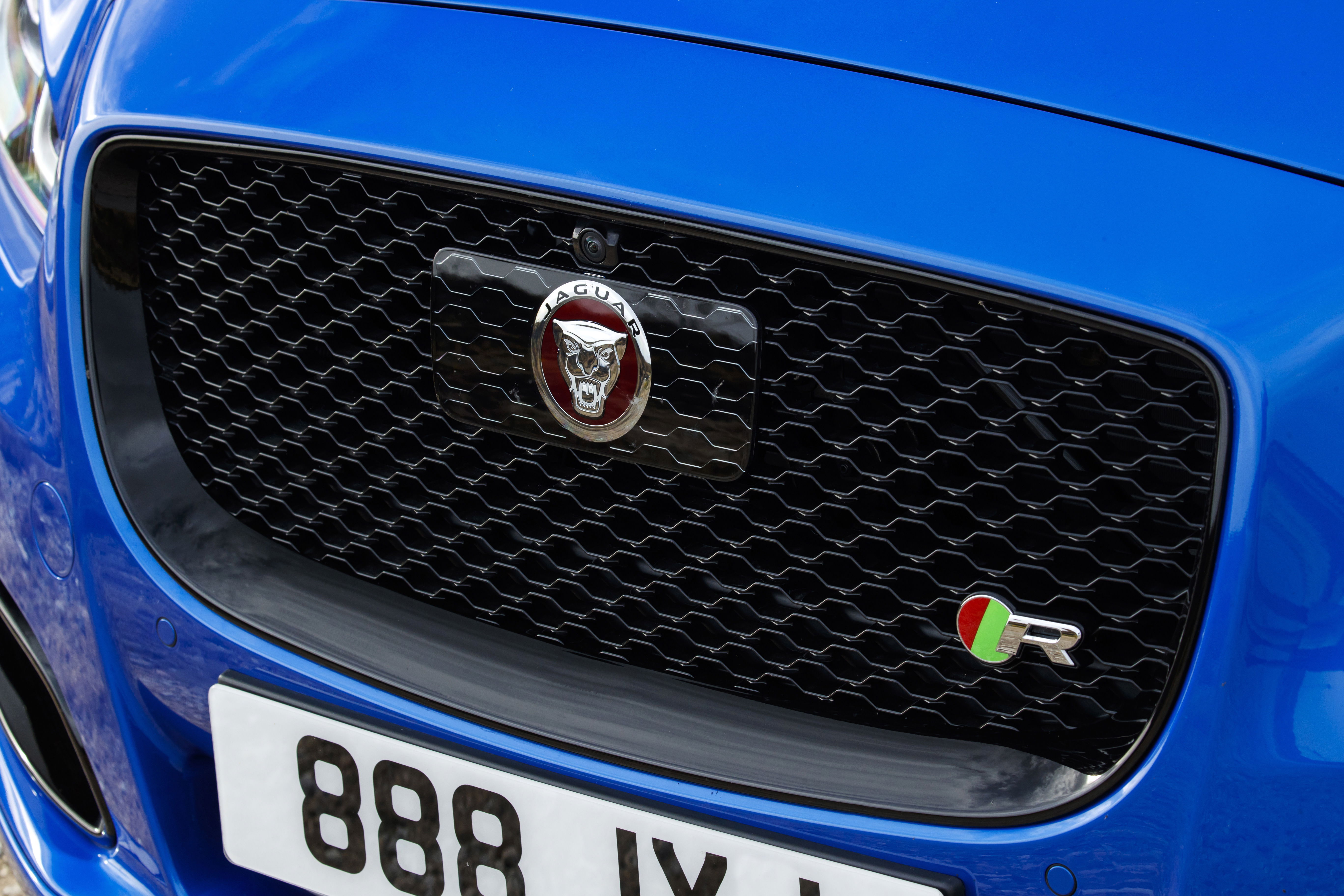 Jaguar XJR 575 Review: Outdated, Silly, And Thoroughly Brilliant