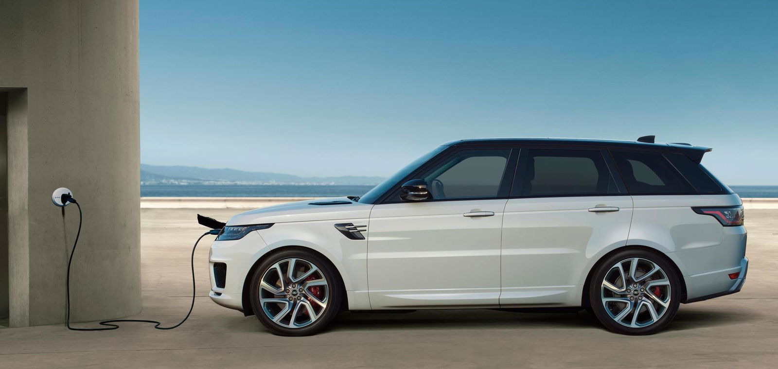 An Even More Powerful Range Rover Sport SVR Is Here, Because Why Not
