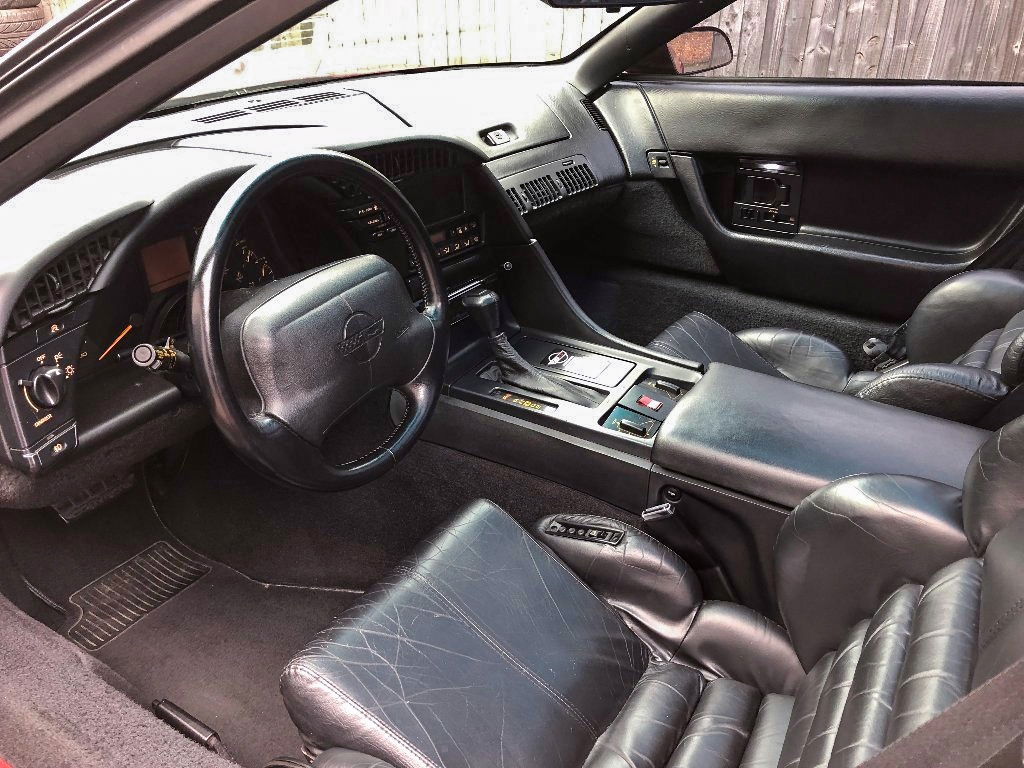 This 25-Year-Old Corvette Is An Affordable Slice Of American Cool