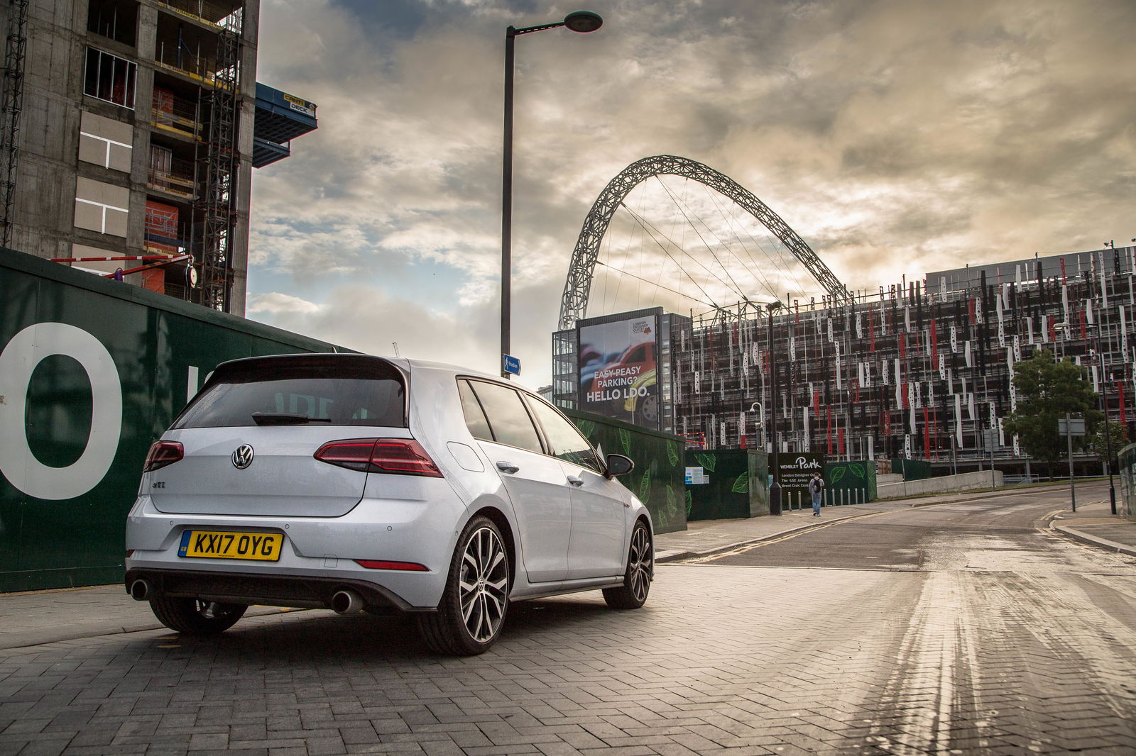 Chris Harris Compares The FK8 Civic Type R To The Legendary EP3
