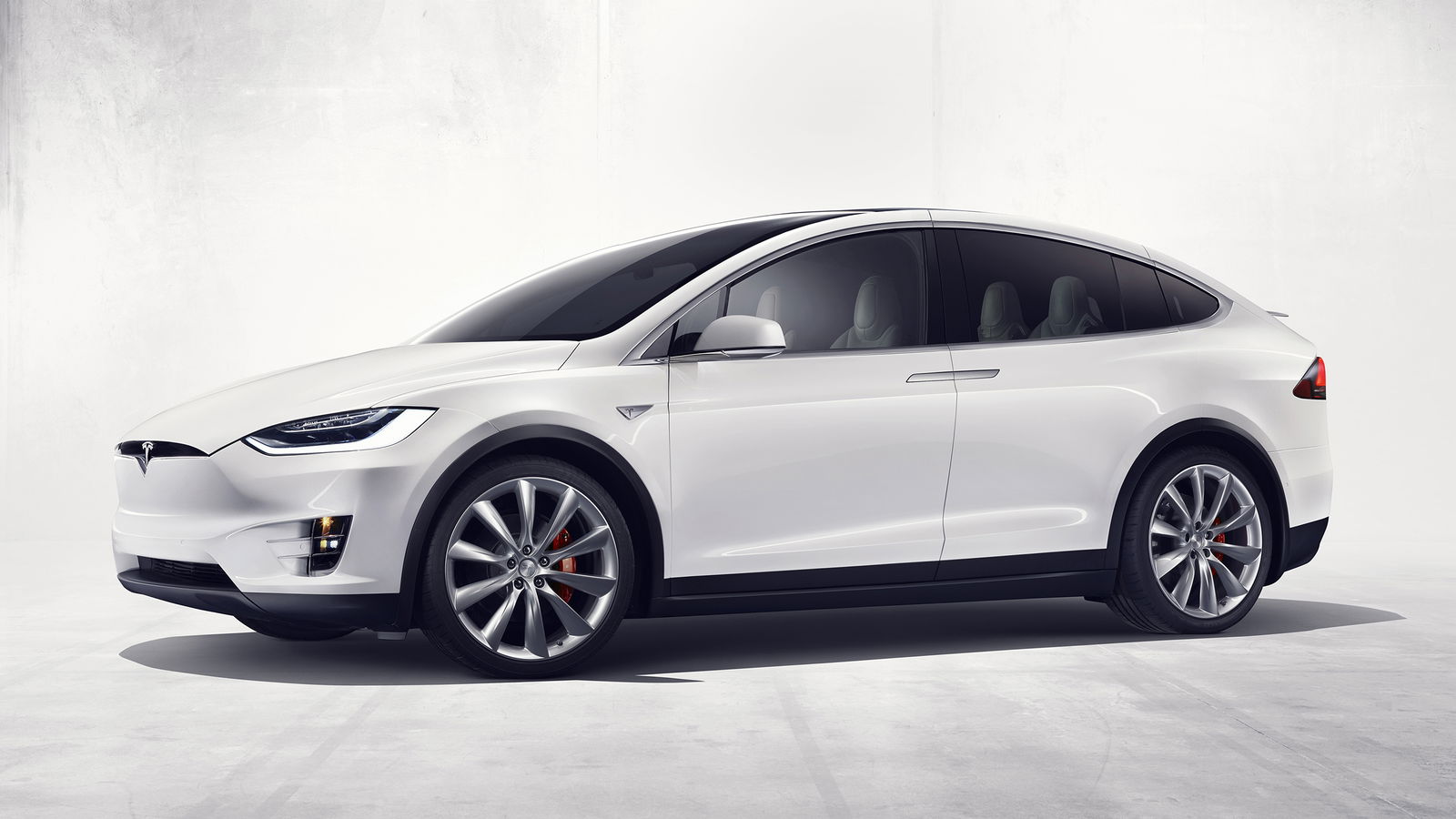 A Former Employee Claims Tesla Knowingly Sold Defective Cars