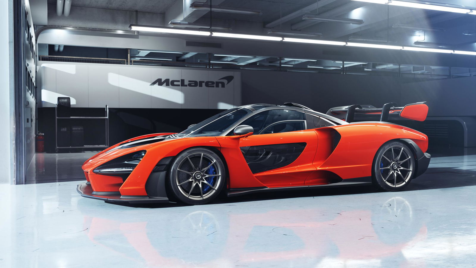 McLaren Raises £2 Million In Surprise Charity Auction For Final Senna