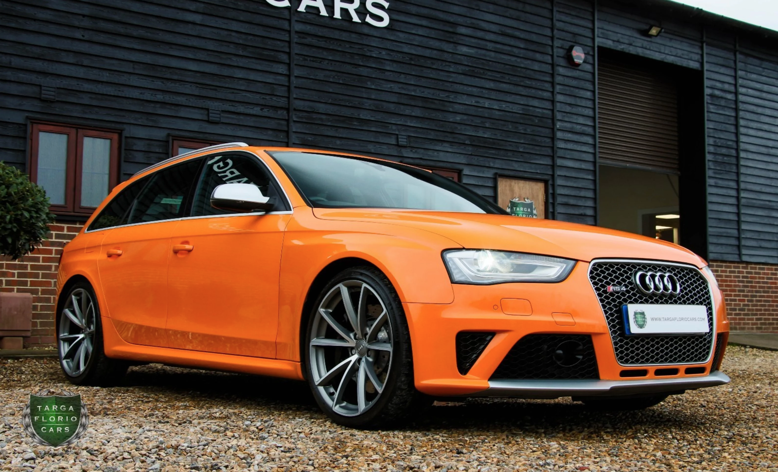 Warm Up Your January With This Solar Orange B8 Audi RS4