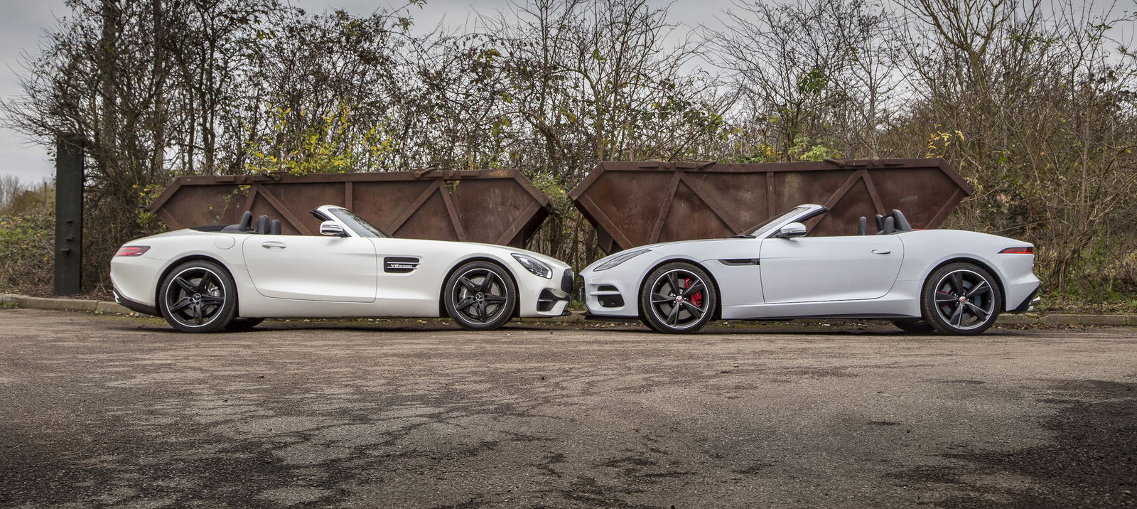 Jaguar F-Type Showdown: Inline-Four Vs V6 400 Sport Vs V8 R