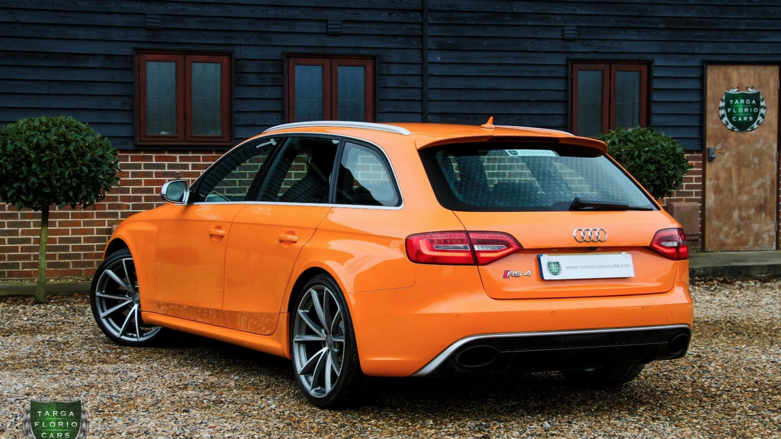 Warm Up Your January With This Solar Orange B8 Audi RS4