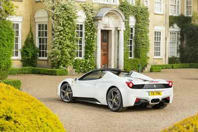 Hotel Valet Conned Into Giving Ferrari Keys To Joyriders