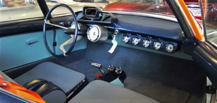Episode 4: The Ghia Gilda, A Jet-Powered Concept Car From 1955 That Still Looks Futuristic Today