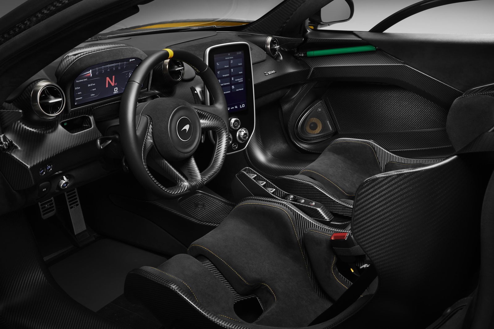 Gorge Yourself On This Stunning Carbon-Clothed McLaren Senna