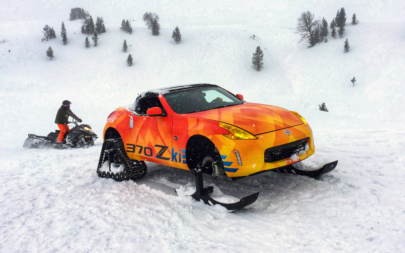 The Nissan 370Zki Is An Outrageous 332bhp Soft-Top On Tracks