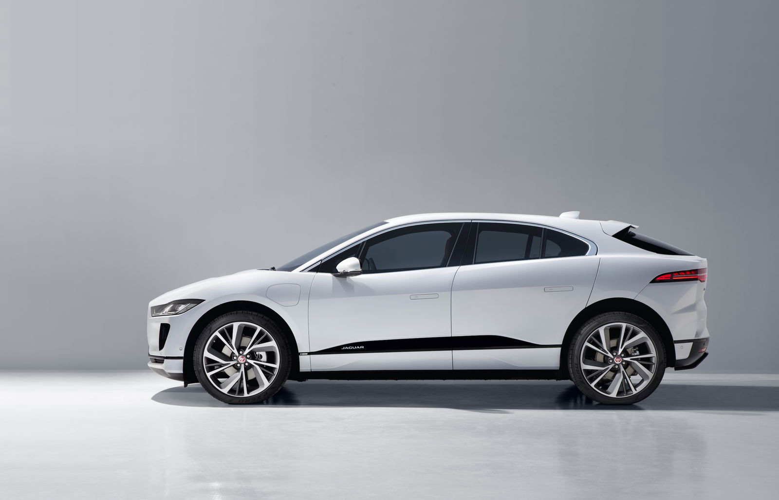 The 395bhp Jaguar I-Pace Is Here And It Looks Just Like The Concept