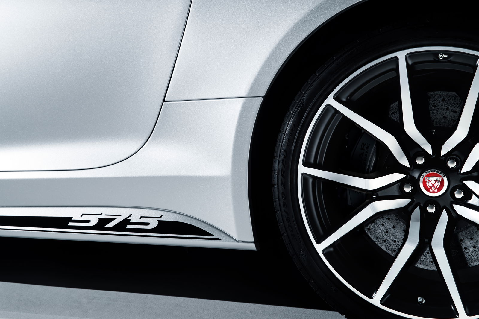 Cool New Graphics Packs Make The Jaguar F-Type SVR Even Sexier
