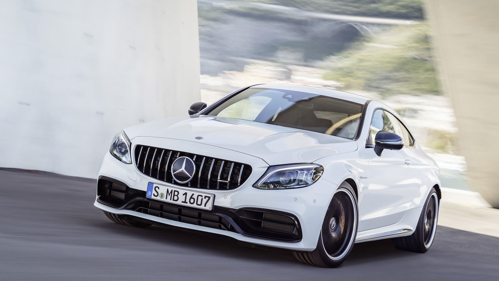 The New Mercedes-AMG C63 Is A High-Power Options-Fest
