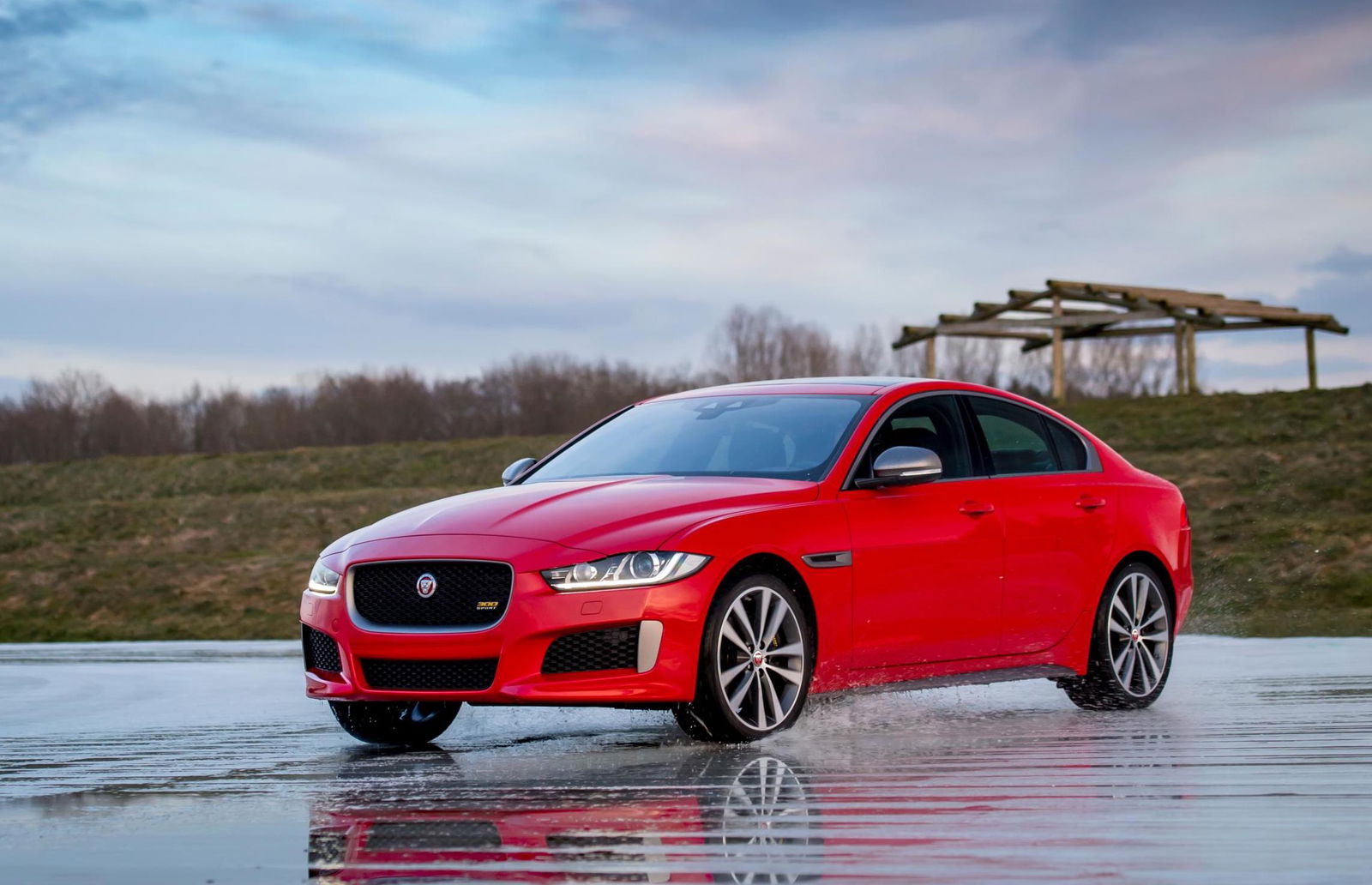 Jaguar Has Killed Off The Supercharged V6 XE And XF