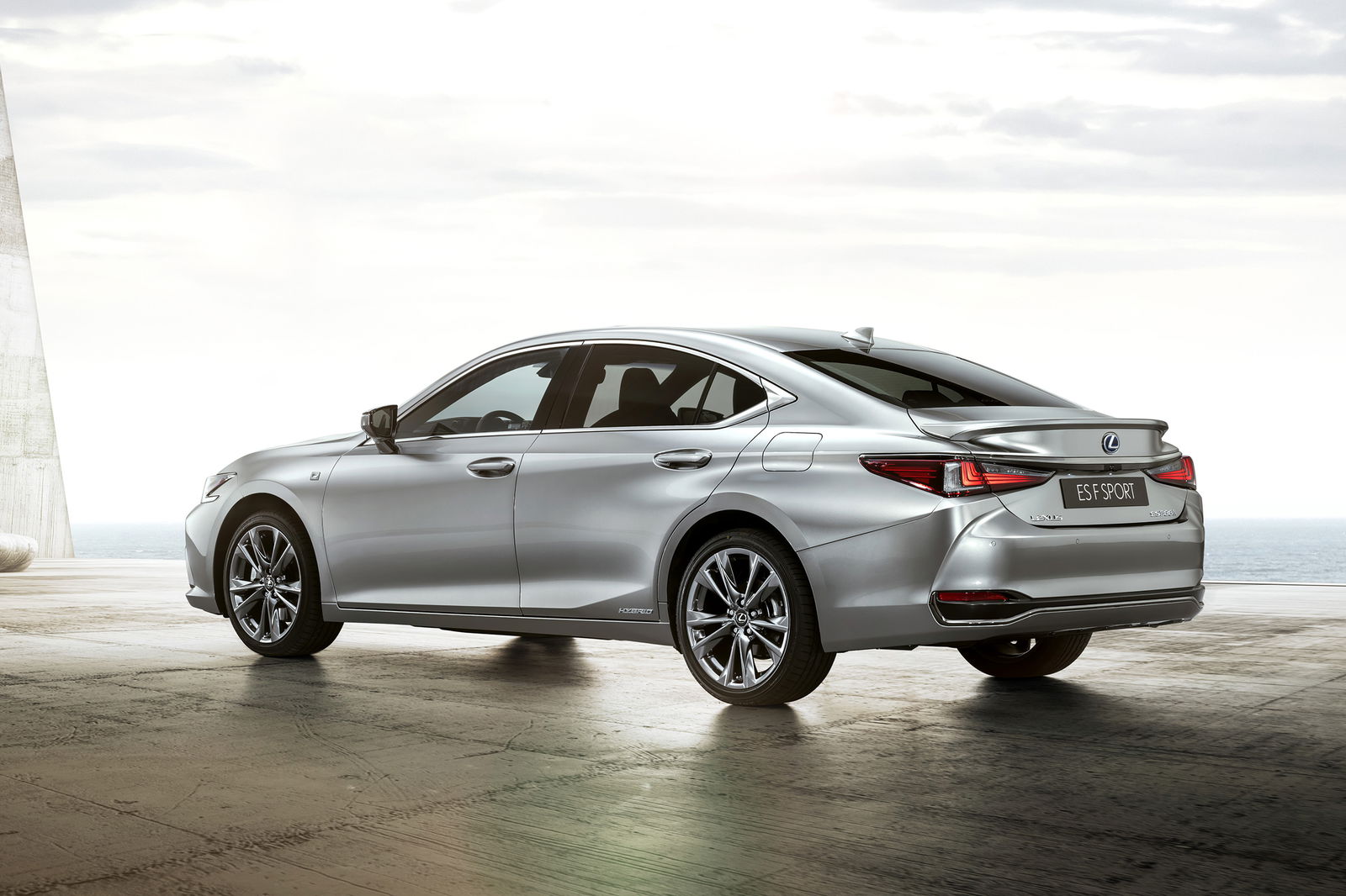 The More Dynamic New Lexus ES Wants A Fight With The 5 Series