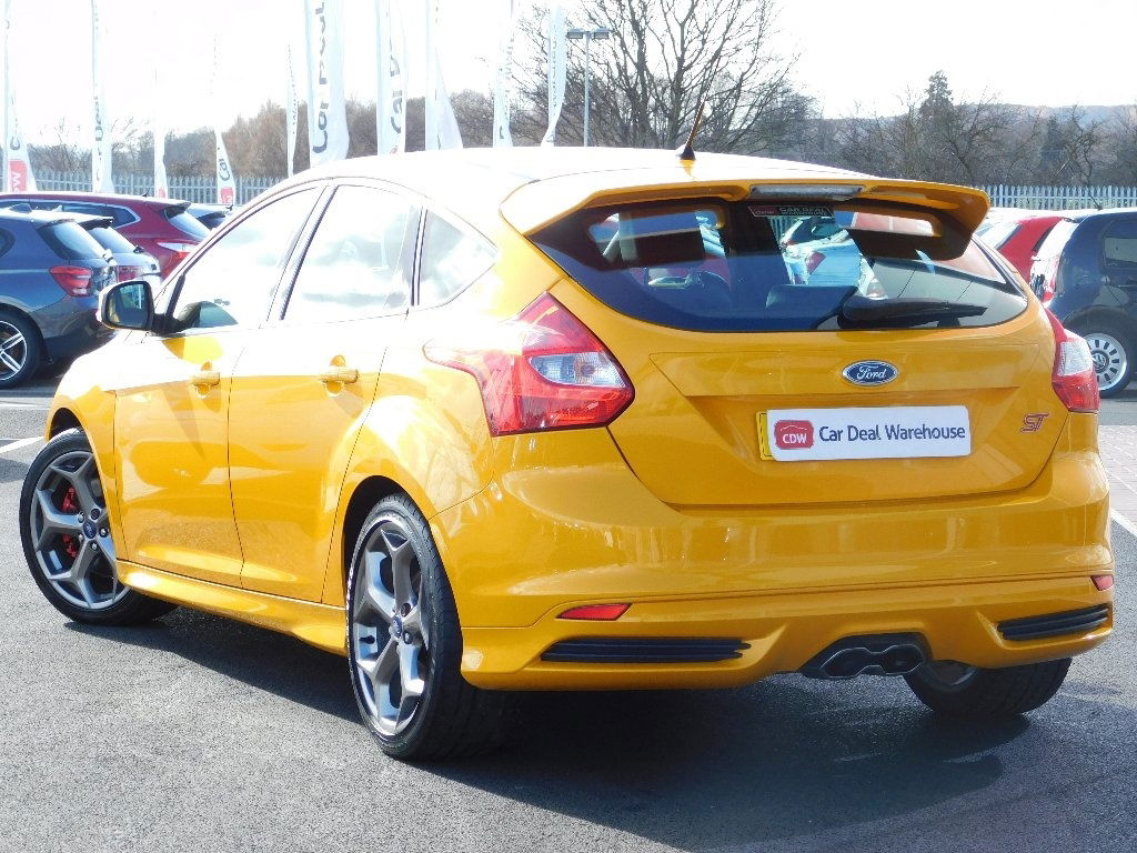 You Can Now Buy A Third-Gen Ford Focus ST For Under £10k
