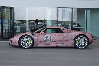 Someone Has Used The Famous 'Pink Pig' Livery On A Porsche 918