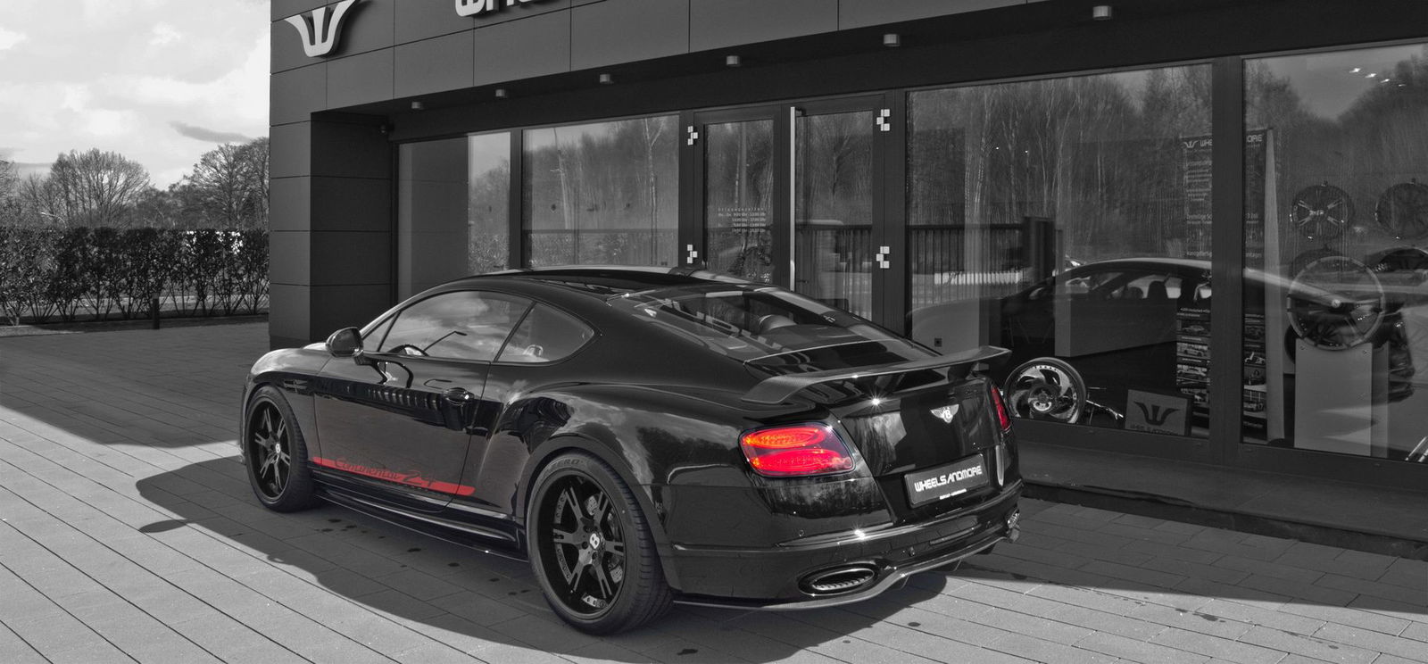 This Modified One-Of-24 Bentley Is An Argument Waiting To Happen