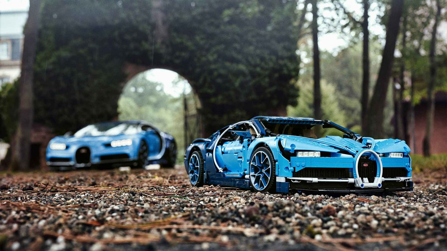 Take A Close-Up Look At The New Lego Technic Bugatti Chiron