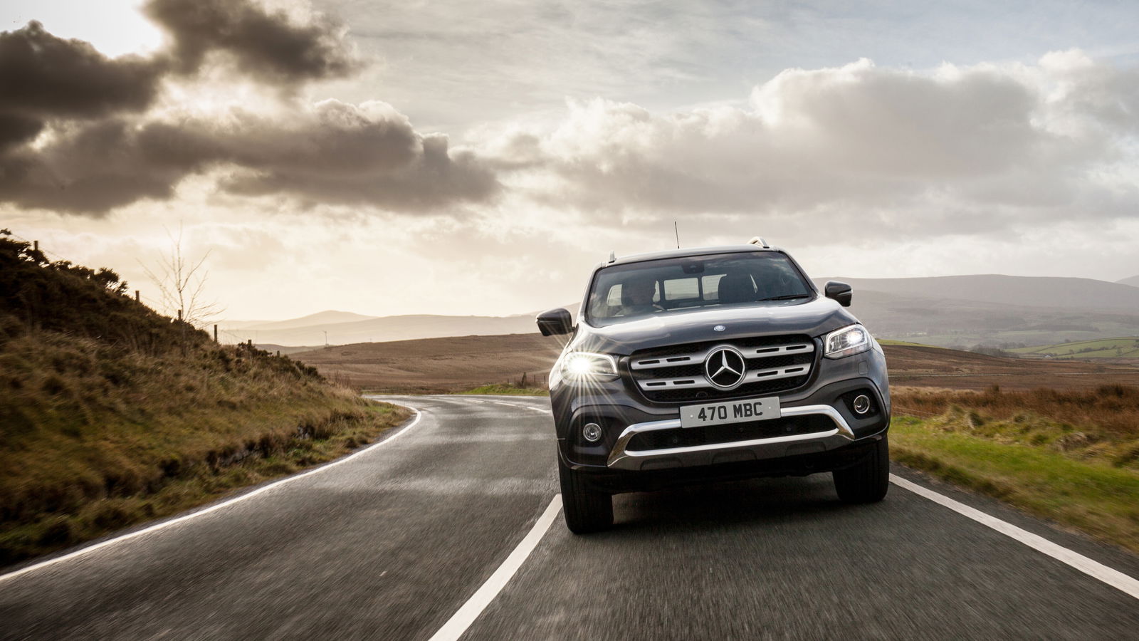 Mercedes Could Give The X-Class Pickup A 450bhp V8