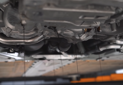 Here's How You Perform An Oil Change On A Lamborghini Huracan