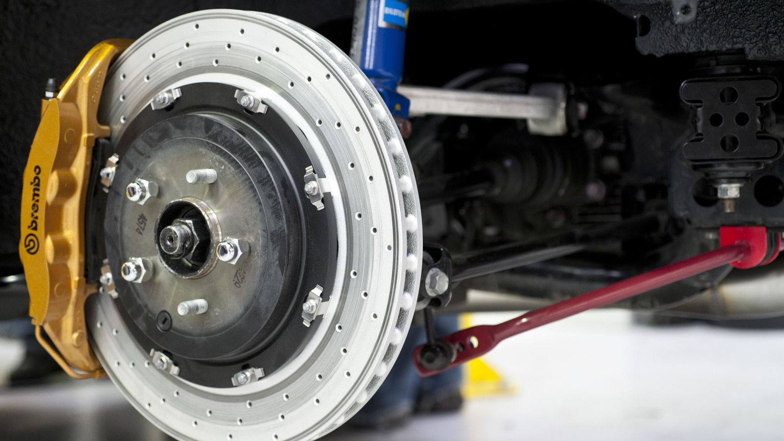Is It Better To Have More Pistons In Your Brake Calipers?