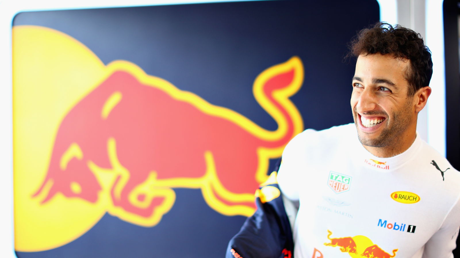 Daniel Ricciardo Is Ditching Red Bull Racing - For Renault