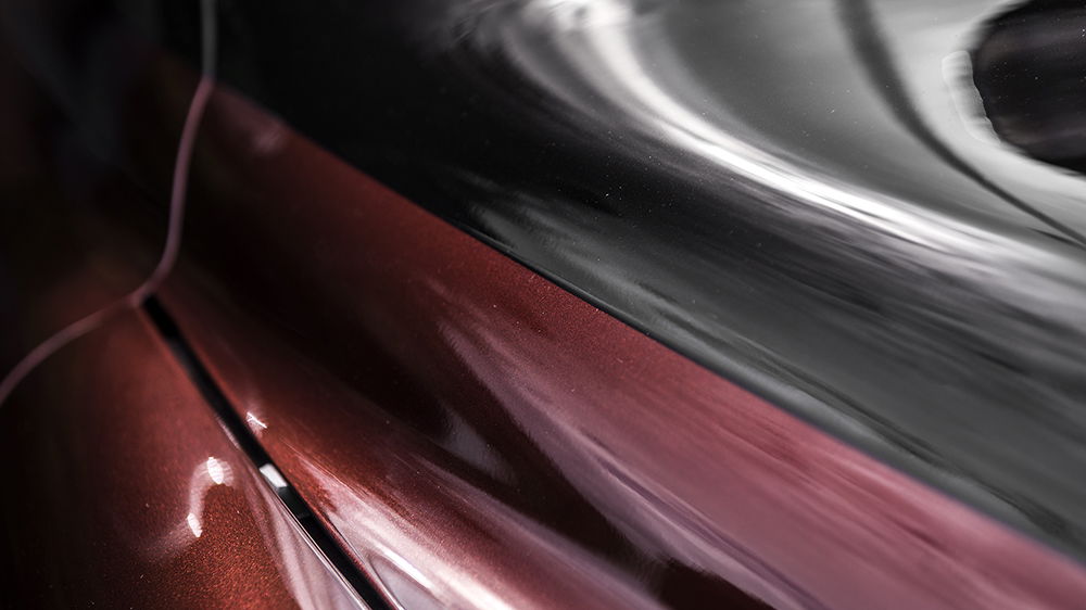 Behold Kahn Design's Surprisingly Sedate 'Last Of Line' London Taxi