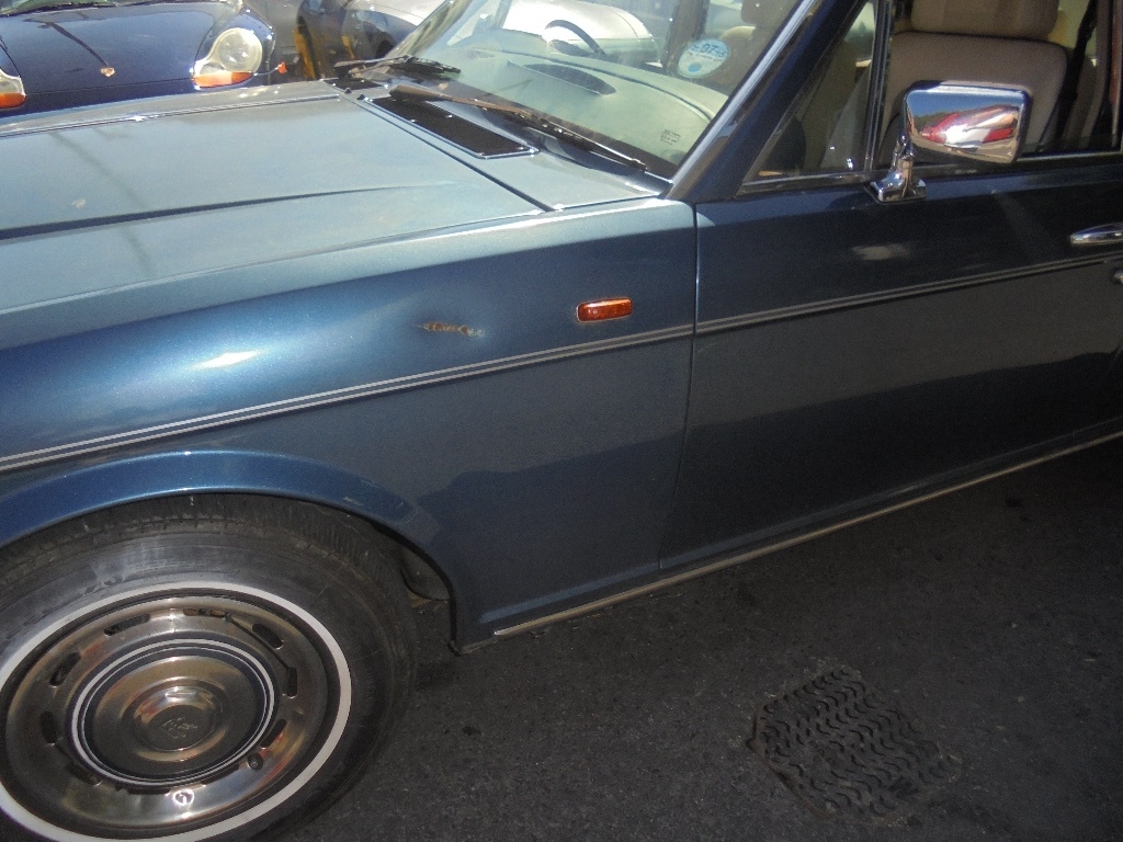 This 6.75-litre Silver Spirit Is A Proper Way To Buy A Budget Rolls-Royce