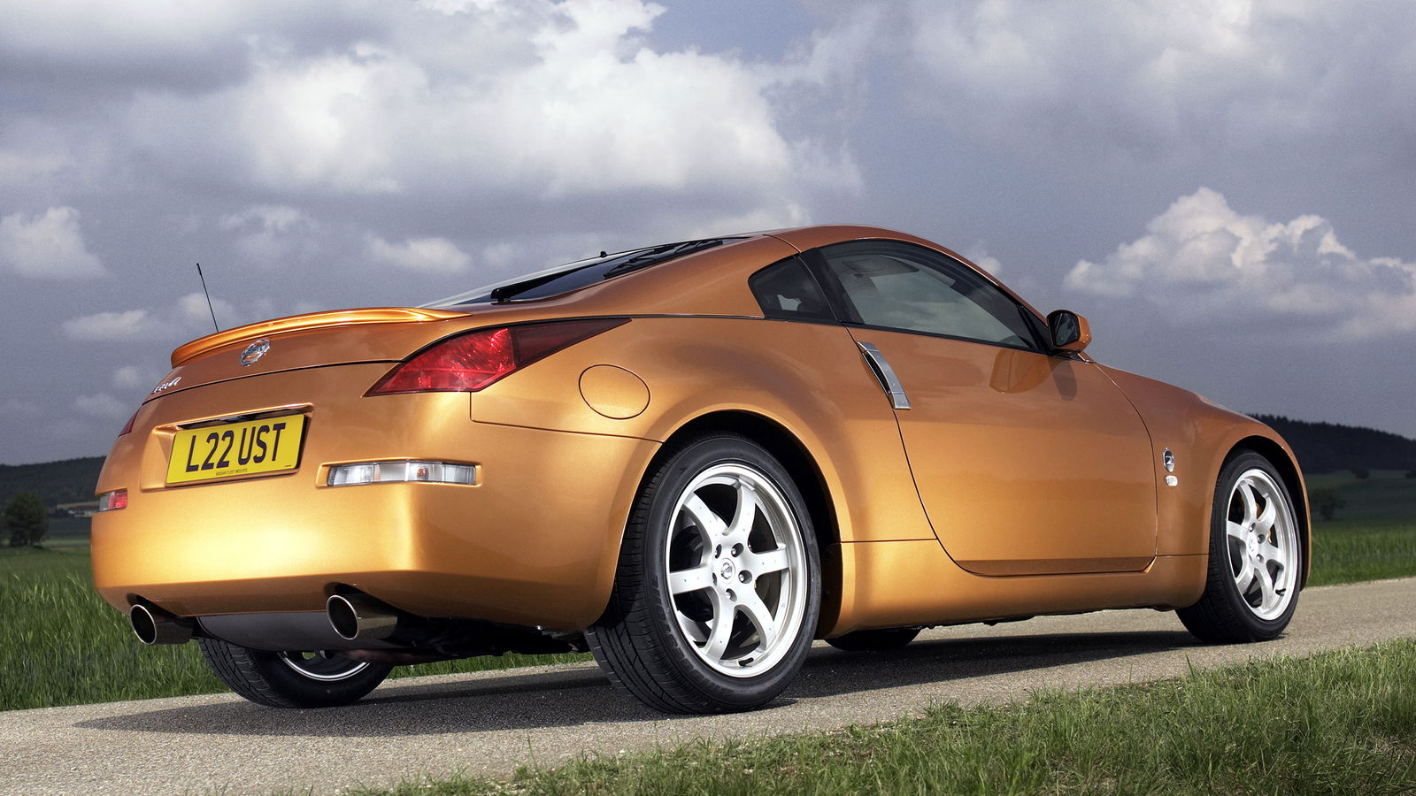 5 Cars You Wouldn't Expect To Share An Engine With The Nissan 350Z