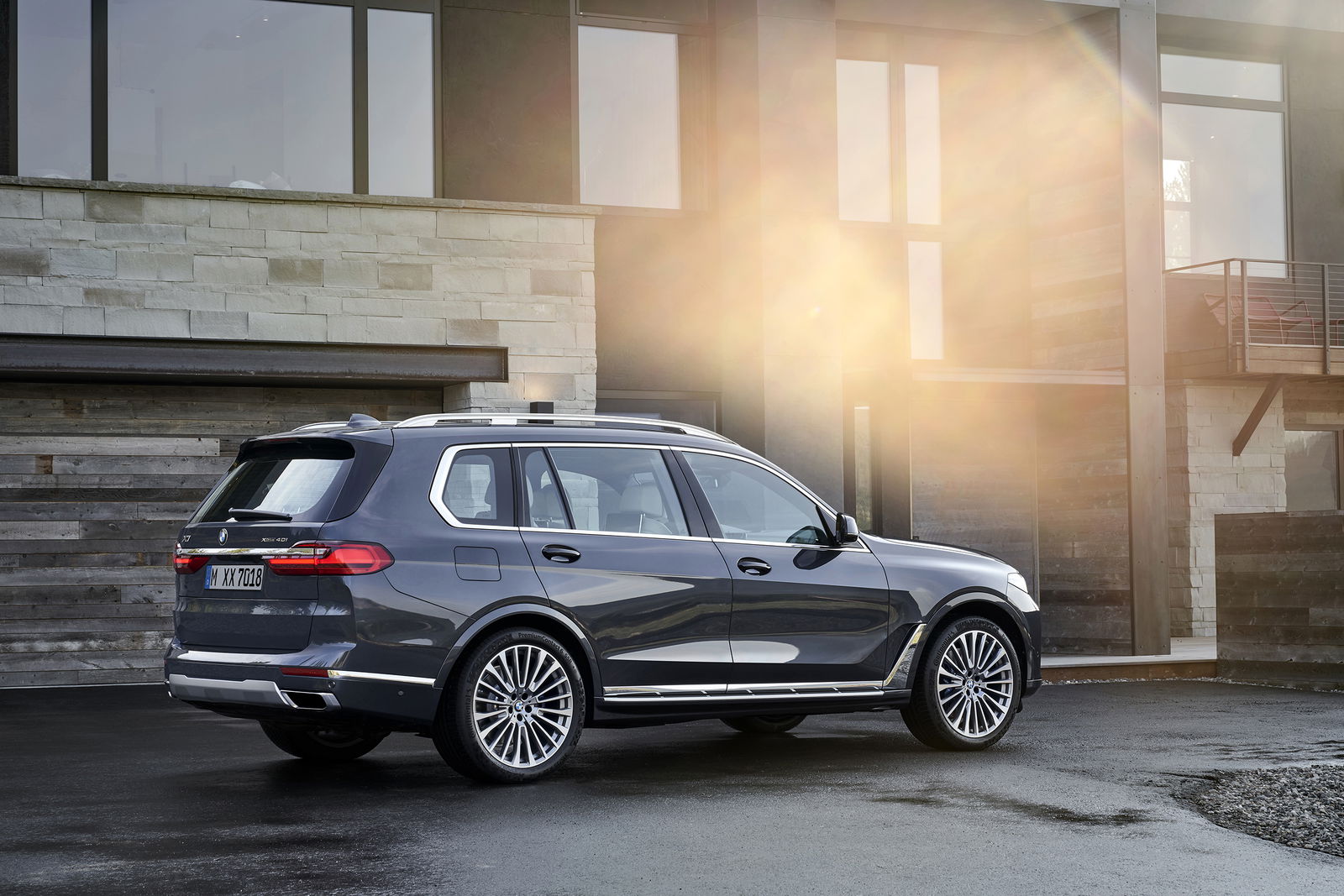 The China-Centric BMW X7 Doesn't Care What The West Thinks