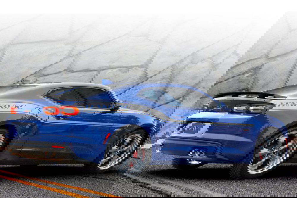 Stage I cars lose the two-tone wheels