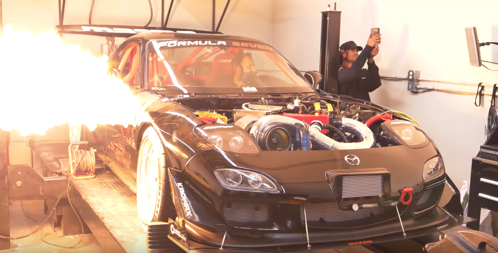 This Angry Four-Rotor RX-7 Dyno Run Has A Racing Car Soundtrack