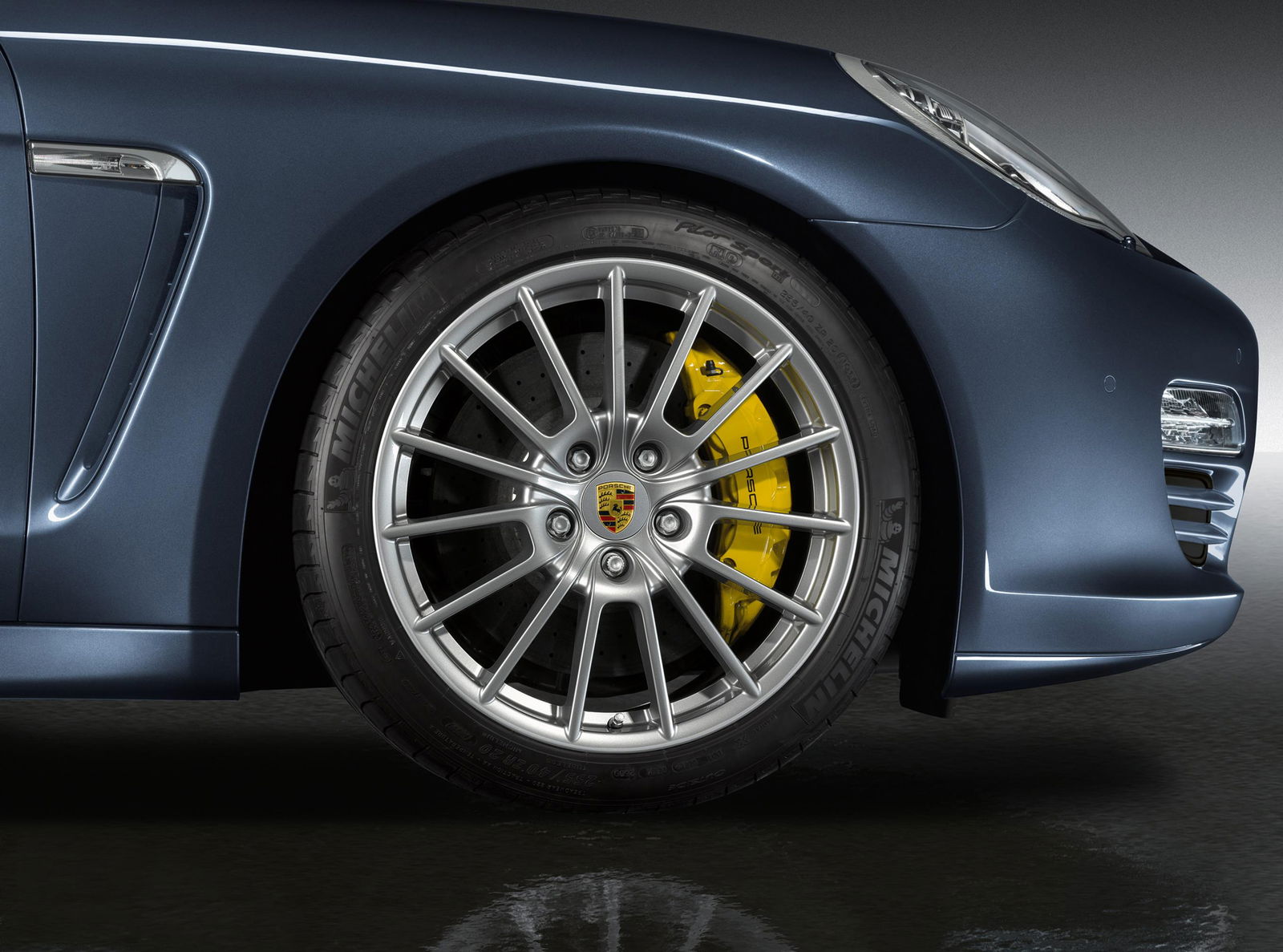 Porsche light-alloy wheels are commonplace