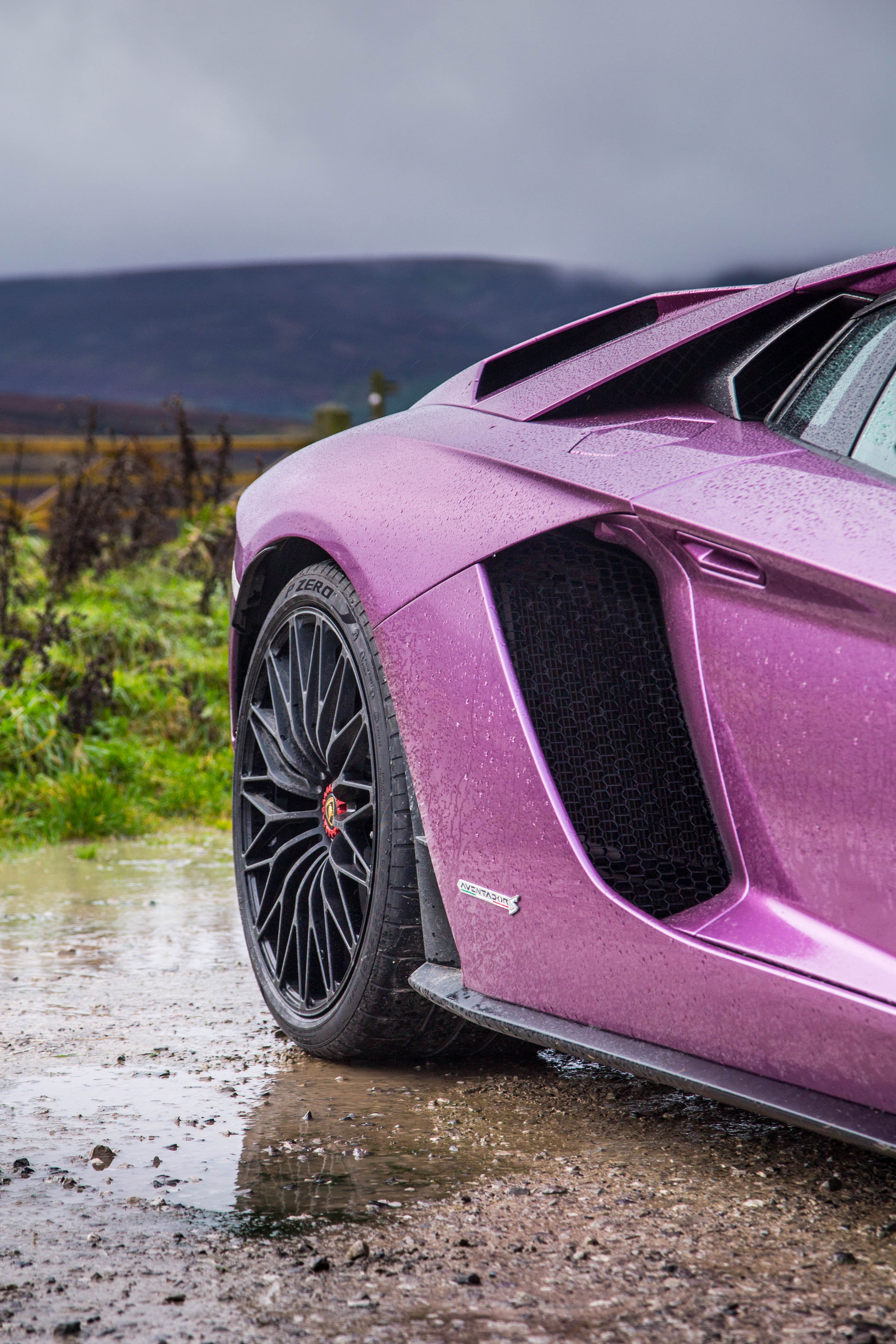 25 Car Pics That Are Amazing Wallpaper Material
