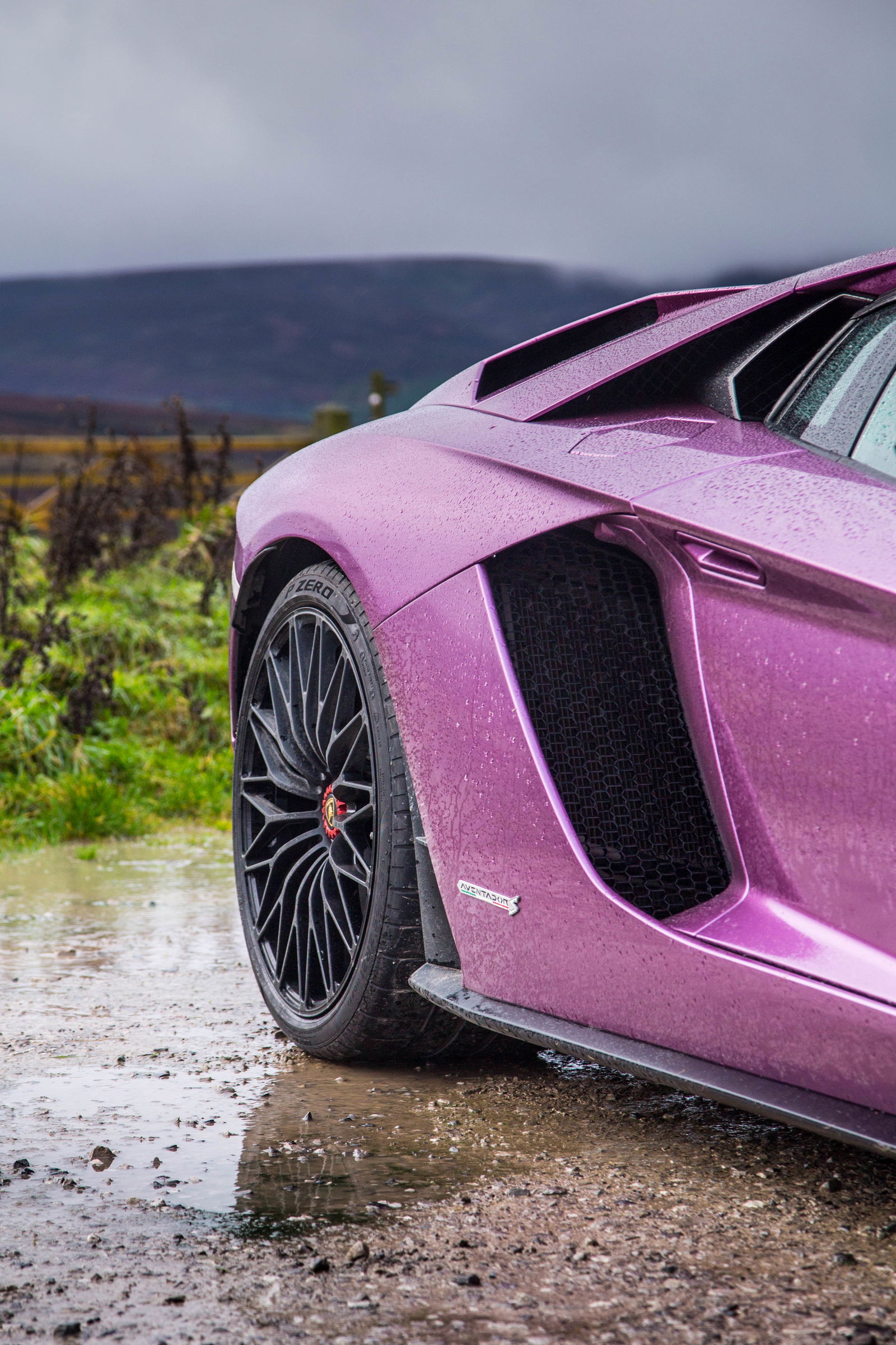 25 Car Pics That Are Amazing Wallpaper Material