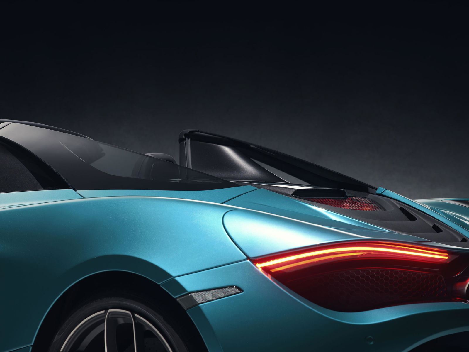 6 Things You Need To Know About The McLaren 720S Spider