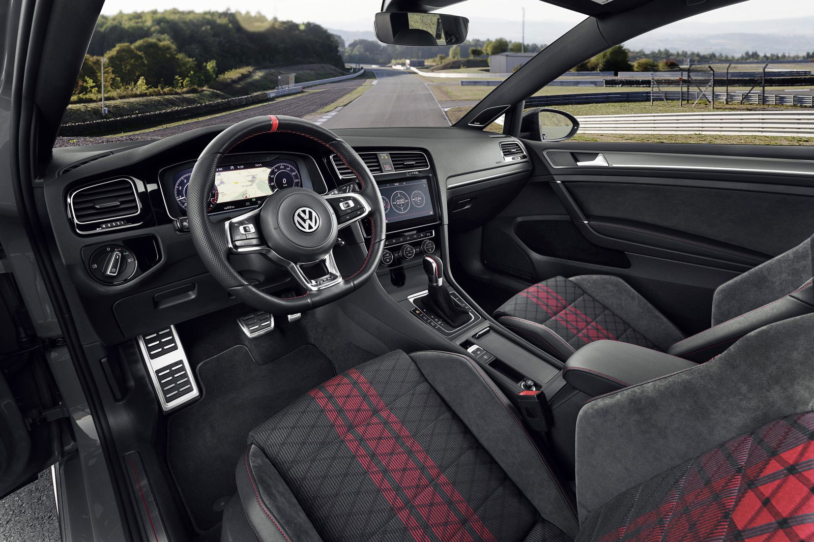The 286bhp VW Golf GTI TCR Will Do 162mph