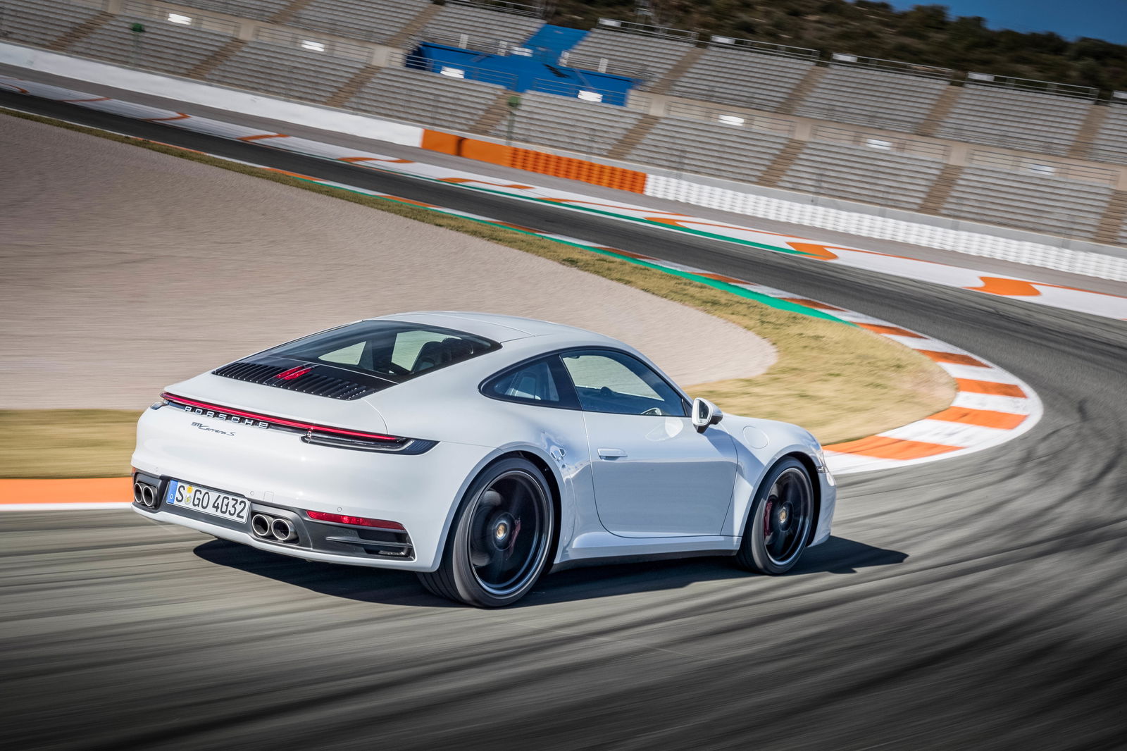 992 Porsche 911 Review: The Car That Proved This Dumb Sceptic Wrong