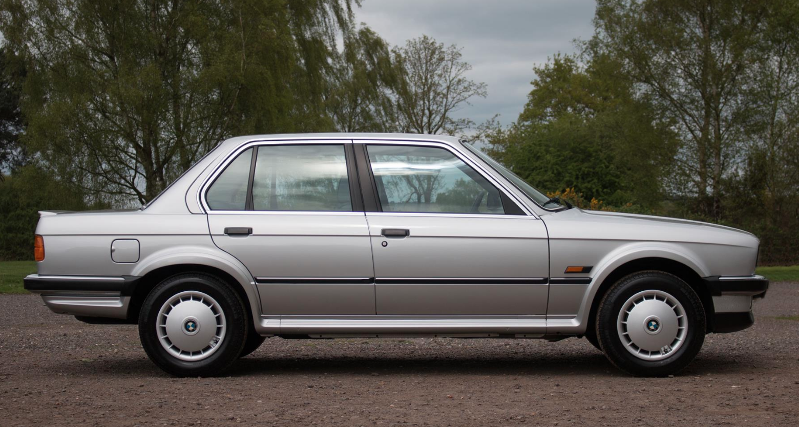 This Time Warp BMW E30 Has Everything Going For It Except The £60k Price