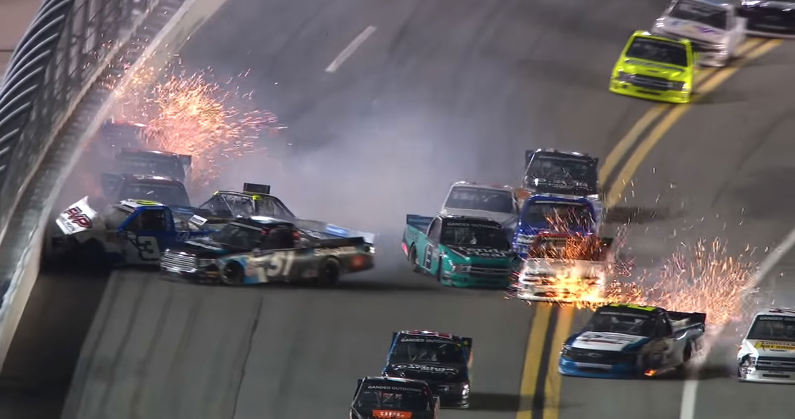 18 Cars And 11 Trucks Wiped Out In 2 Astonishing Daytona 500 Pile-Ups