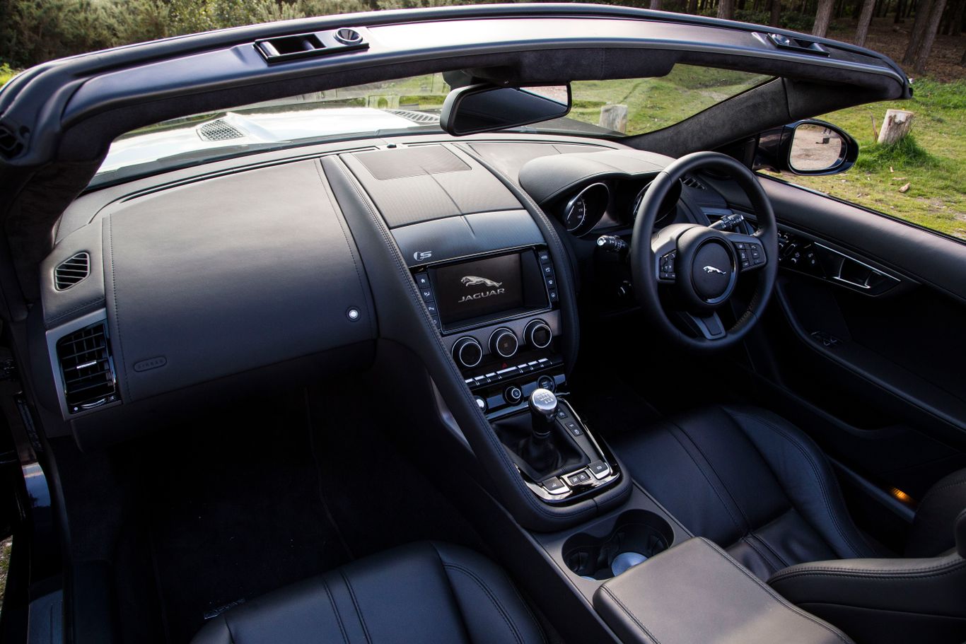 People Just Aren't Buying Manual Jaguar F-Types